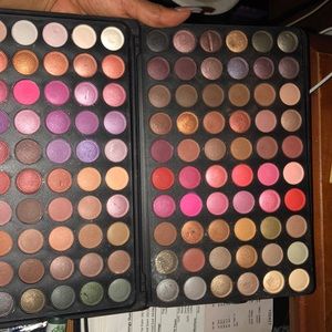 Eyeshadow palette
